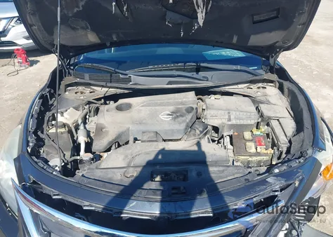 2015 Nissan Altima 2.5/2.5 S/2.5 Sl/2.5 Sv из США, поврежденный, VIN 1N4AL3APXFN887231